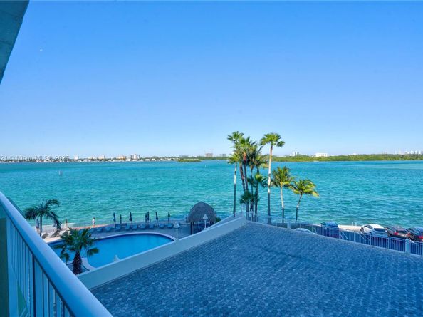 10350 W Bay Harbor Dr 4T, Bay Harbor Islands FL 33154
