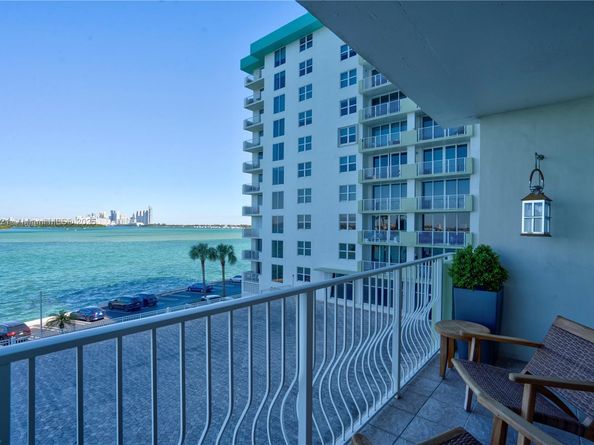10350 W Bay Harbor Dr 4T, Bay Harbor Islands FL 33154