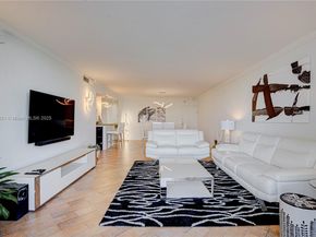10350 W Bay Harbor Dr 4T, Bay Harbor Islands FL 33154