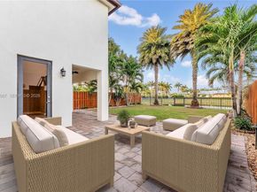 3401 SE 5th St, Homestead FL 33033