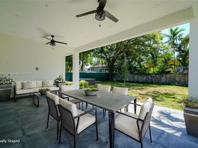 112 NW 24th Ct, Miami FL 33125