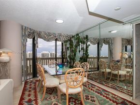 1000 W Island Blvd 2906, Aventura FL 33160