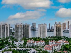 1000 W Island Blvd 2906, Aventura FL 33160