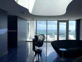 851 NE 1st Ave 2702, Miami FL 33132