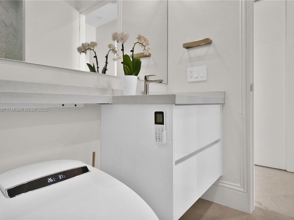 4779 Collins Ave PH4301, Miami Beach FL 33140