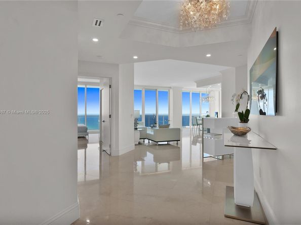 4779 Collins Ave PH4301, Miami Beach FL 33140