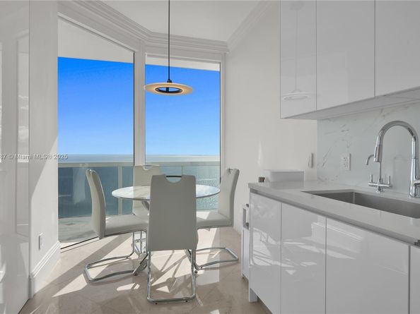 4779 Collins Ave PH4301, Miami Beach FL 33140