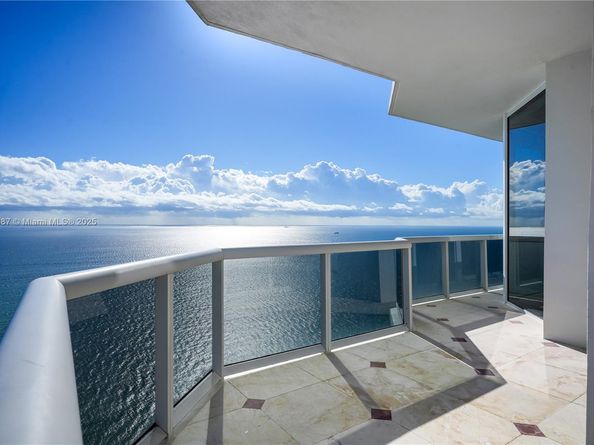 4779 Collins Ave PH4301, Miami Beach FL 33140