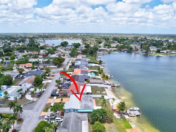 17501 NW 85th Ave, Hialeah FL 33015