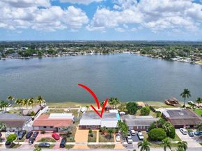 17501 NW 85th Ave, Hialeah FL 33015