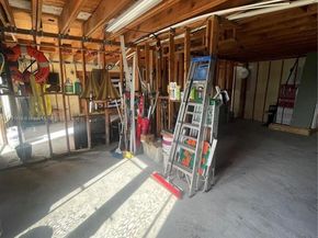 17501 NW 85th Ave, Hialeah FL 33015