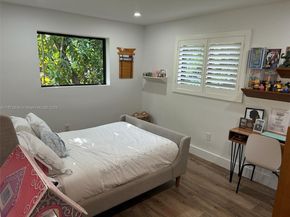 10261 SW 109th St, Miami FL 33176