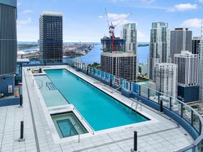 121 NE 5th St 912B, Miami FL 33132