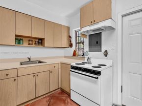 3210 E Elizabeth St, Miami FL 33133