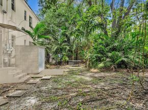 3210 E Elizabeth St, Miami FL 33133