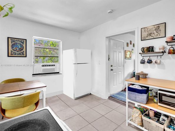 3210 E Elizabeth St, Miami FL 33133