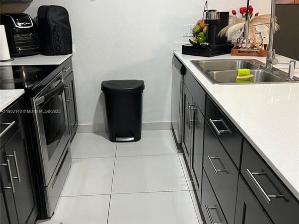 25896 SW 139th Ct, Homestead FL 33032