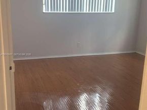 7910 N Colony Cir N 101, Tamarac FL 33321