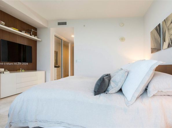 18201 Collins Ave 4208, Sunny Isles Beach FL 33160