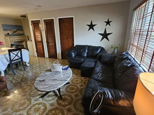 14910 SW 307th St, Homestead FL 33033