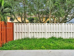 10301 Panama St, Cooper City FL 33026