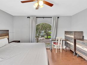 10301 Panama St, Cooper City FL 33026