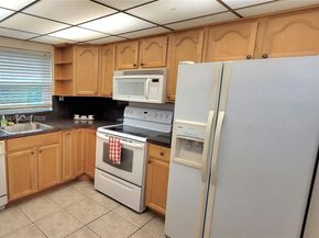 9861 Sunrise Lakes Blvd 310, Sunrise FL 33322