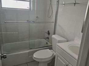 7250 SW 94th Pl B8, Miami FL 33173