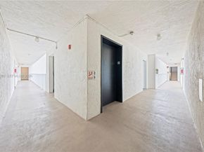 1975 Normandy Dr 206, Miami Beach FL 33141