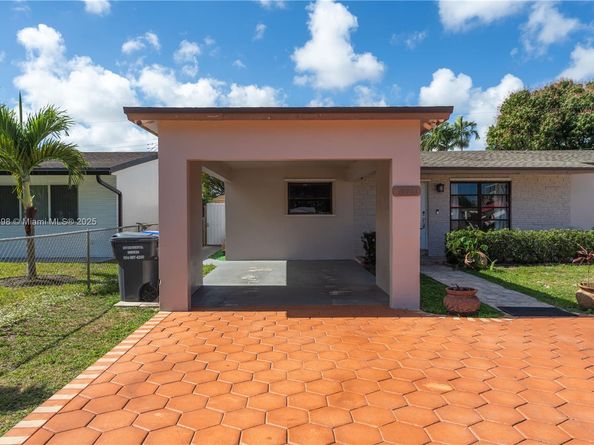1820 N 27th Ave, Hollywood FL 33020
