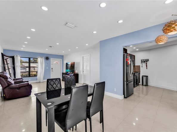 1820 N 27th Ave, Hollywood FL 33020