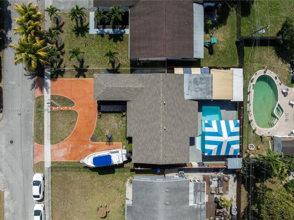 1820 N 27th Ave, Hollywood FL 33020