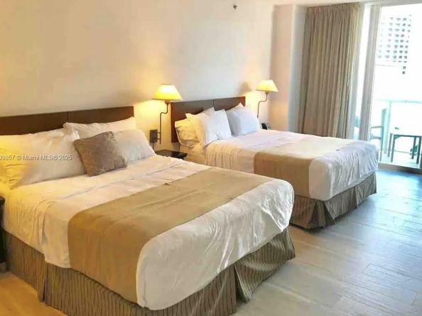 2889 Mcfarlane Rd 1001, Miami FL 33133