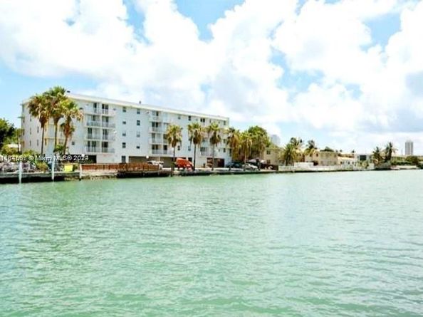 1201 Marseille Dr 17, Miami Beach FL 33141