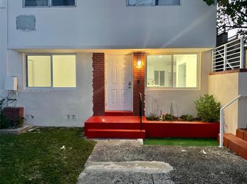1201 Marseille Dr