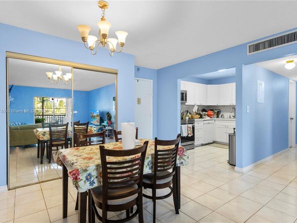 701 NE 1st Ct 209, Hallandale Beach FL 33009