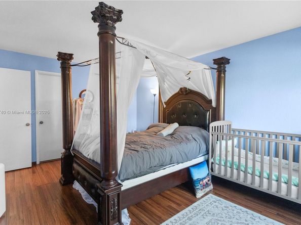 701 NE 1st Ct 209, Hallandale Beach FL 33009