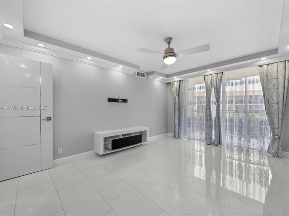 701 Three Islands Blvd 411, Hallandale Beach FL 33009