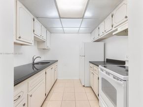 14415 N Kendall Dr 212G, Miami FL 33186