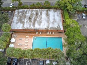 6700 Cypress Rd 512, Plantation FL 33317
