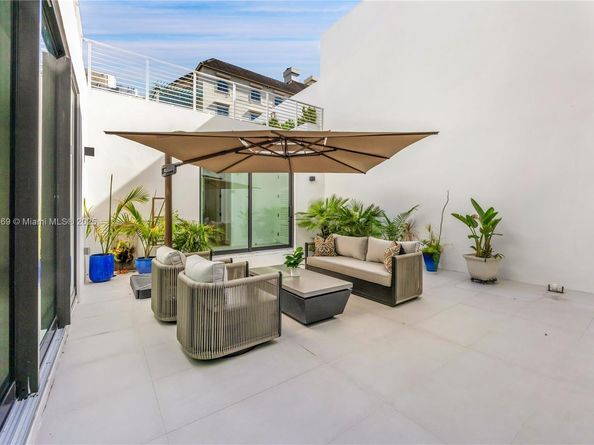 617 Almeria Ave, Coral Gables FL 33134