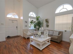 1374 NW 159th Ave, Pembroke Pines FL 33028