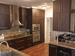 1374 NW 159th Ave, Pembroke Pines FL 33028
