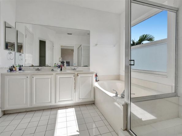 1874 NW 74th Way, Pembroke Pines FL 33024