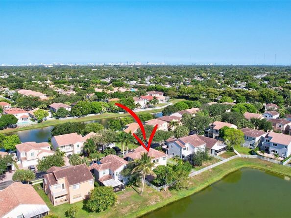 1874 NW 74th Way, Pembroke Pines FL 33024