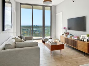 2678 Tigertail 1603, Miami FL 33133