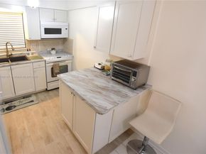 2735 E Dudley Dr. B, West Palm Beach FL 33415