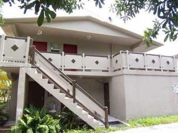 1532 SW 5th Pl