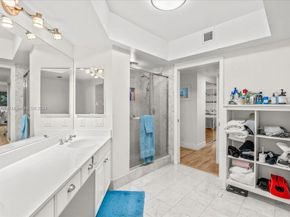 3598 Yacht Club Dr 302, Aventura FL 33180