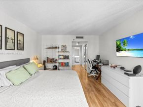 3598 Yacht Club Dr 302, Aventura FL 33180
